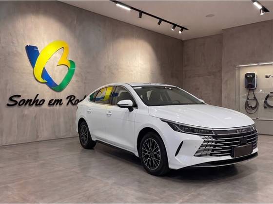 BYD KING 1.5 DM-I PHEV GS AUTOMÁTICO BYD KING 1.5 DM-I PHEV GS AUTOMÁTICO